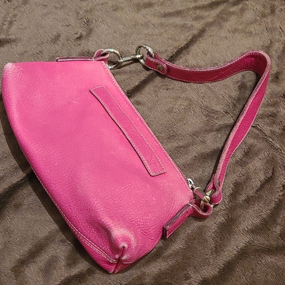 Burberry shoulder / wristlet leather bag - Picture 7 of 10